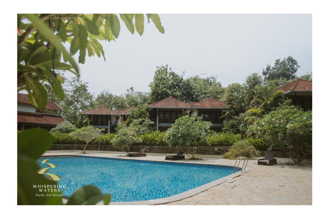 Whispering Waters Hotel Malayattur Exterior photo